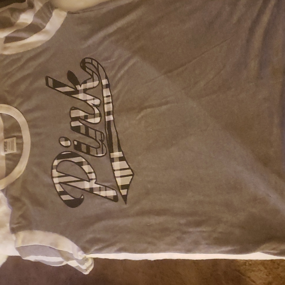 PINK sm grey t-shirt